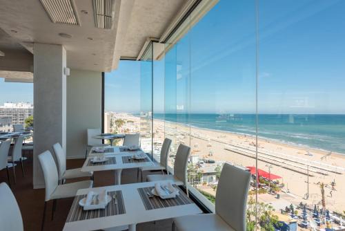 Alba Hotel | Hotel Commodore
