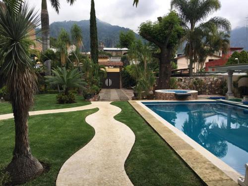 San Miguel Hotel | Hotel Concierge Flor y Canto