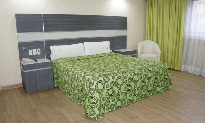 Benito Juarez Hotel | Hotel Corona Real
