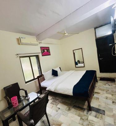 Mount Abu Hotel | hotel data in