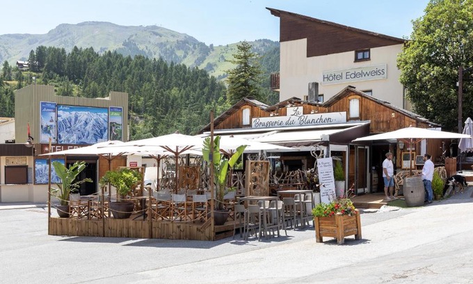 Saint-Etienne-de-Tinee Hotel | Hotel Edelweiss