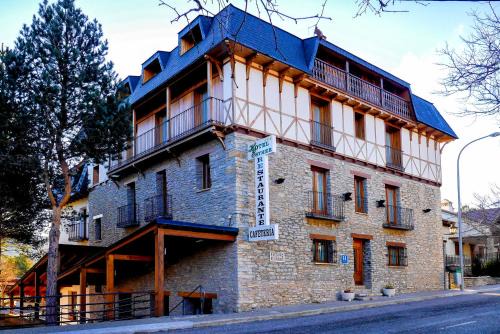 La Virgen de la Vega Hotel | Hotel Esther