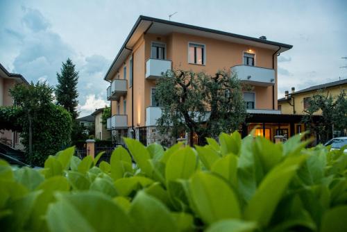 Lugana Hotel | Hotel Fiordaliso