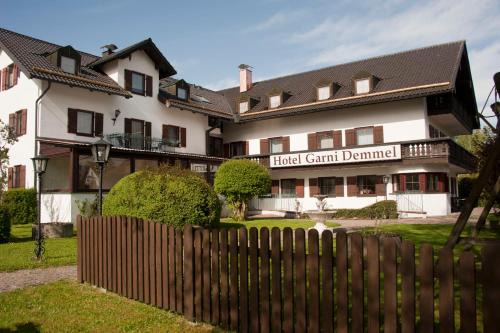 Bruckmuehl Hotel | Hotel Garni Demmel