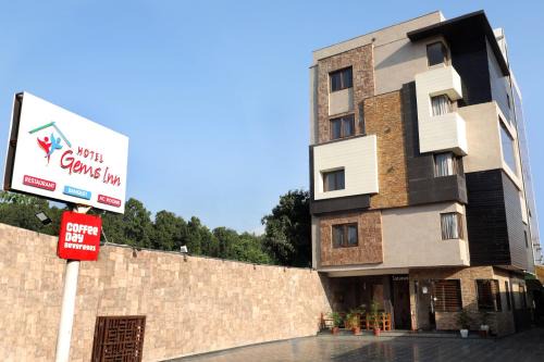 Bullawala Hotel | Hotel Gems Inn