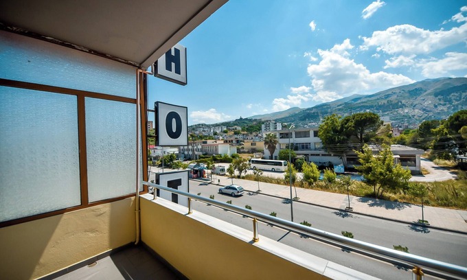 Gjirokaster Bed & Breakfast | Hotel Geraldo