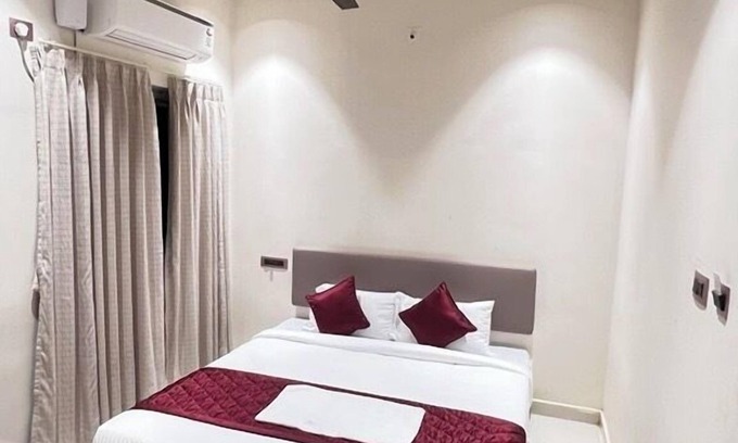 Srikalahasti Hotel | Hotel GMR Pearls