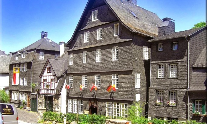 Monschau Hotel | Hotel Graf Rolshausen