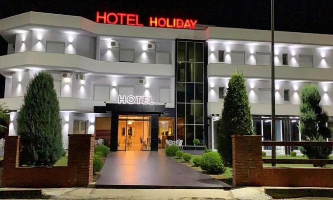 Koplik Hotel | Hotel Holiday