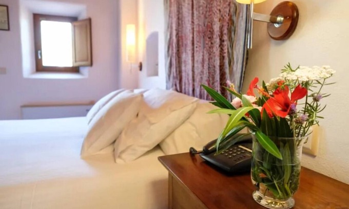Sant Rafael de Sa Creu Hotel | Hotel In San Rafael With Smoking, Breakfast