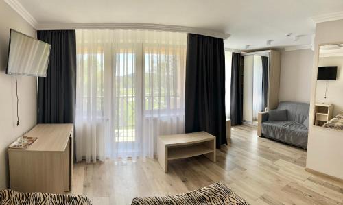 Mukachevo Hotel | Hotel Intourist