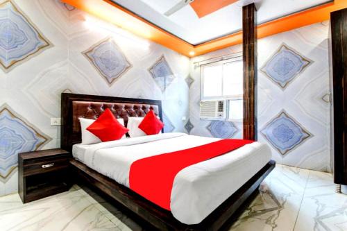 Charbagh Hotel | Hotel Krishna Palace Charbagh Lucknow - Fully Air Conditioned - Near Lucknow Charbagh Railway Station - Good Choice of Travellers