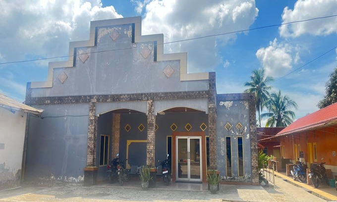 Borneo Hotel | Hotel O Guest House Leo Patra