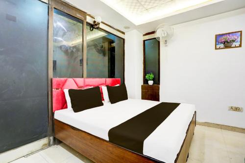 Kamla Nagar Hotel | Hotel O Kashish Residency