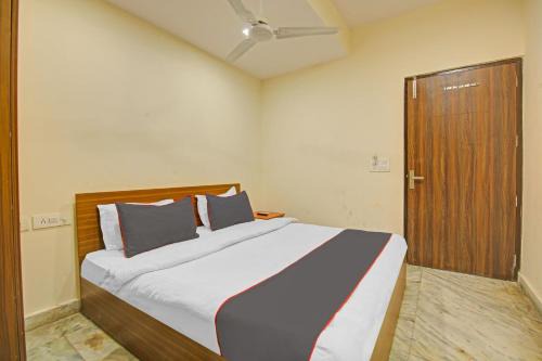 New Delhi Hotel | Hotel O KL KHARI