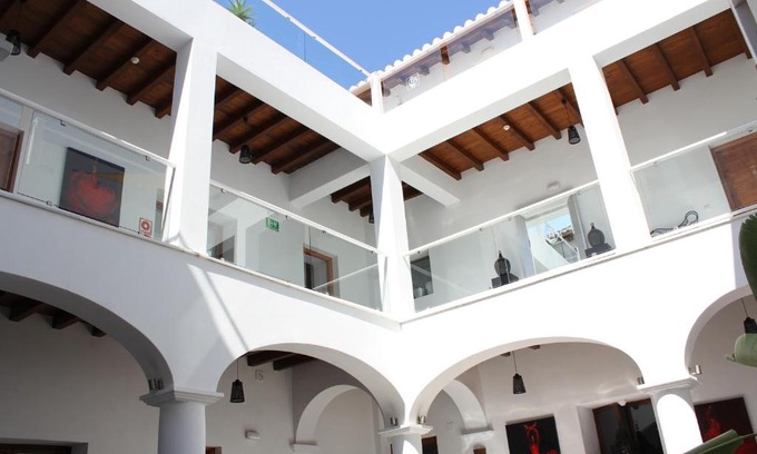 Rio Velez Hotel | Hotel Palacio Blanco