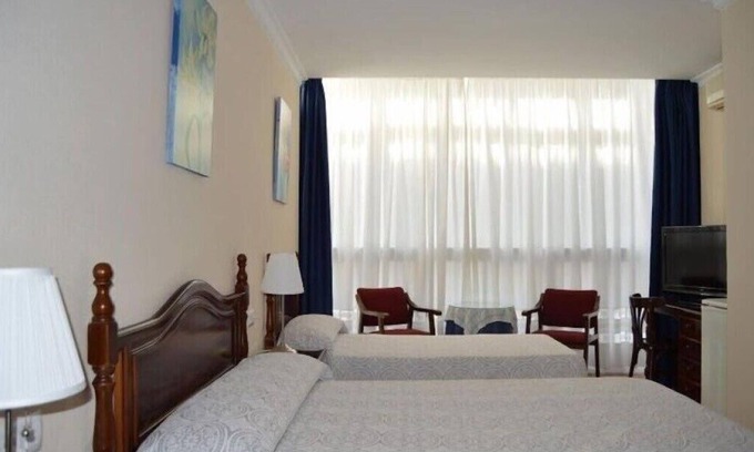 Chipiona Hotel | Hotel Paquita