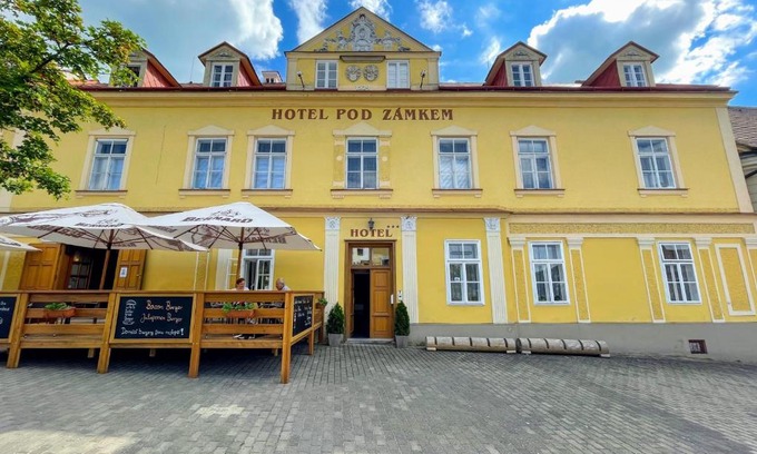 Vranov nad Dyji Hotel | Hotel Pod Zámkem
