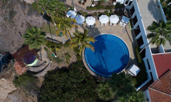 Tenacatita Resort | Hotel Punta Serena & Resorts - Solo Parejas