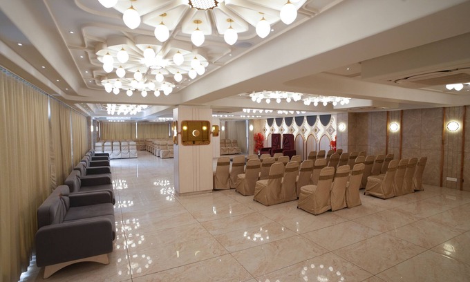 Ahmedabad Hotel | Hotel Rd's