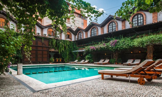Tirana Hotel | Hotel Restaurant Bujtina e Gjelit