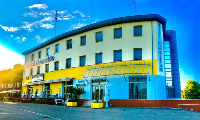 San Cesario sul Panaro Hotel | Hotel Riverside