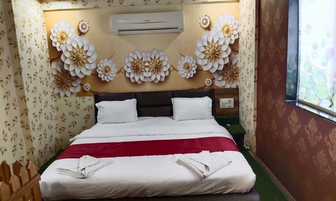 Veraval Hotel | HOTEL ROYAL MANSION SOMNATH