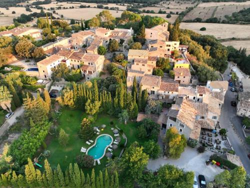 Orient Hotel | Hotel Rural Nou Dalt Muntanya