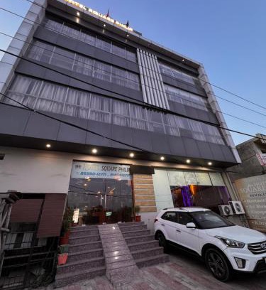 Banur Hotel | HOTEL SQAURE PHILIP
