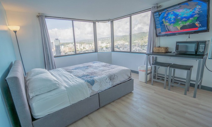 Waikiki Apartment | Hotel Studio Near Mountain View Waikiki Seaside Monarch Paradise Full Kitchen
