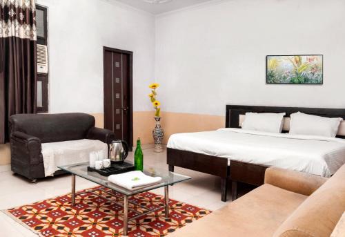 Noida Hotel | Hotel Sunrise Inn