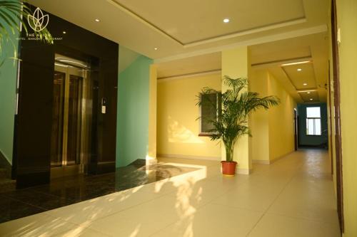 Tamluk Hotel | Hotel The Avior