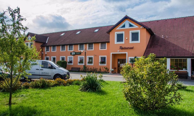 Kolin 2 Hotel | Hotel U Jezera