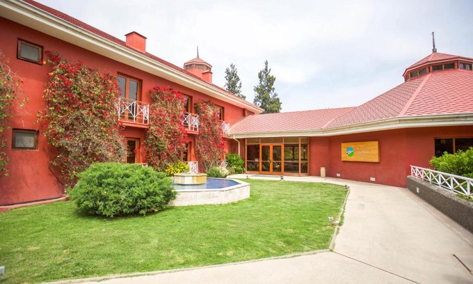 Panquehue Hotel | Hotel y Cabañas Palomar - Caja los Andes