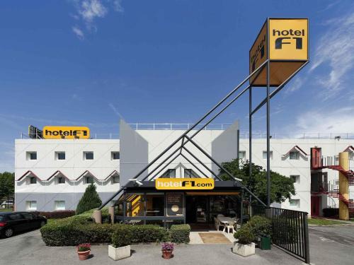 Evreux Hotel | hotelF1 Evreux Sud