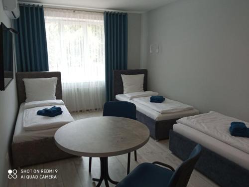 Uzhhorod Apartment | HotelRoom 1