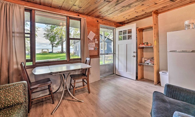 Houghton Lake Cabin | Houghton Lake Cabin w/ Direct Water Access!