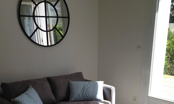 Le Fort Bloque House | House 100 meters from the beach with enclosed garden