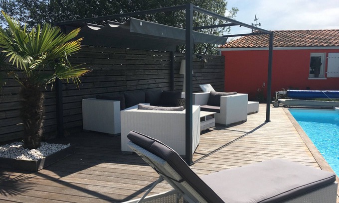 Les Boucholeurs House | House 6 people with swimming pool and near beach