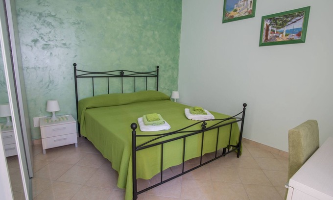 Rodio House | House Beautiful House Green Room