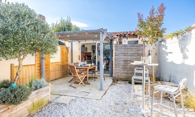 Longeville-sur-Mer House | House by the Sea, Near Les Sables d'Olonne