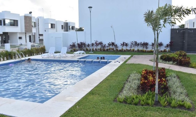 Cancun House | House full of life with pool.