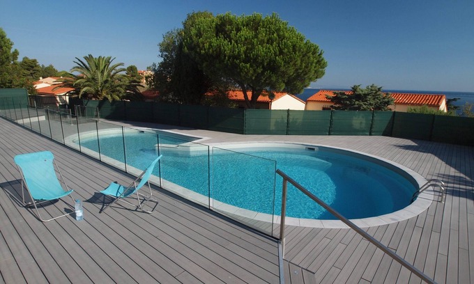 Collioure House | House in beautiful Collioure with pool and sea views from both balconies