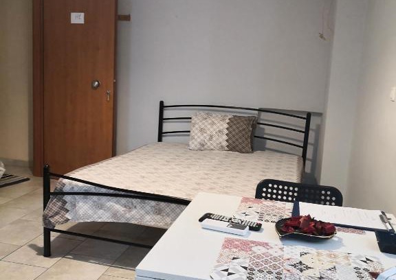 Piraeus Hotel | House in the center of Piraeus next to the port and the metro!!
