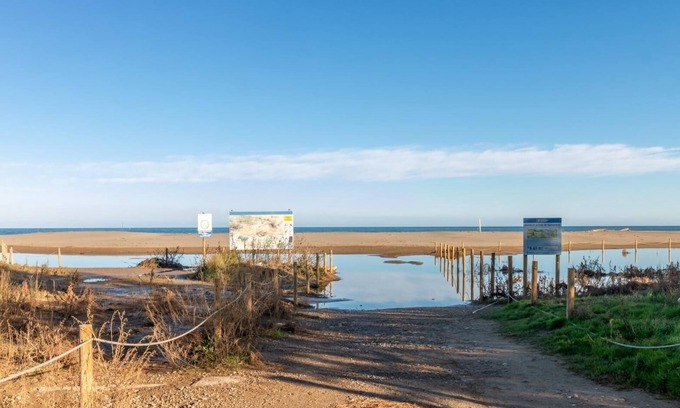 Sant Pere Pescador Ski Chalet | House la Petanque, wifi, pool, barbecue, garage, sea view.