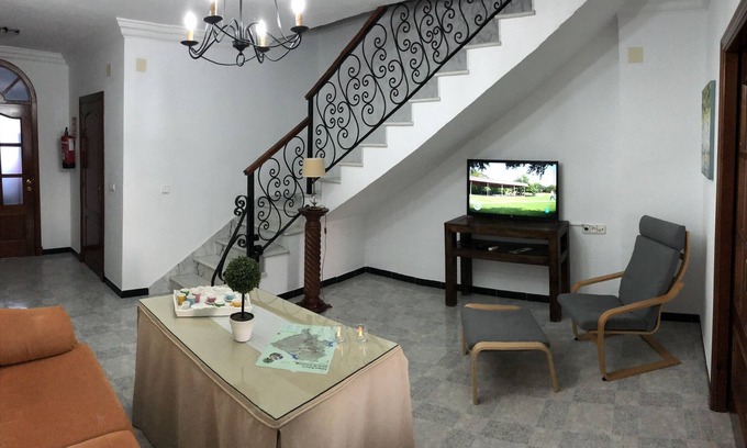 El Bosque Cottage | House located in the center of the village about 10 minutes from the river trail