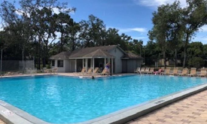 Port Richey House | House - Master Suite with Jacuzzi tub - next to a Preserve. Community Pool
