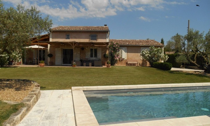 Cheval-Blanc House | HOUSE NEAR LUBERON
