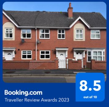 Wellington House | House number 4 Sleeps up to 4 with Smart TVs in every room