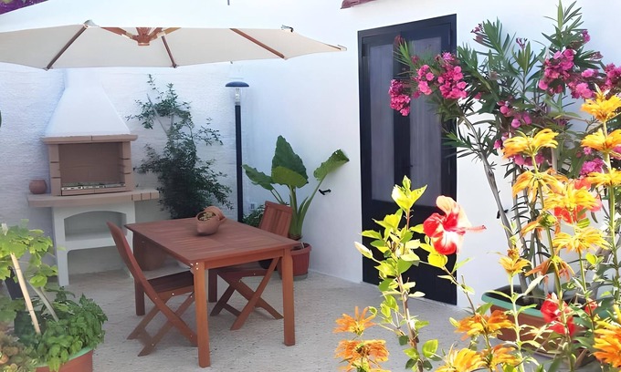 Ponza Apartment | House of Nymphs - ancient ponzese house with garden, info3281752569